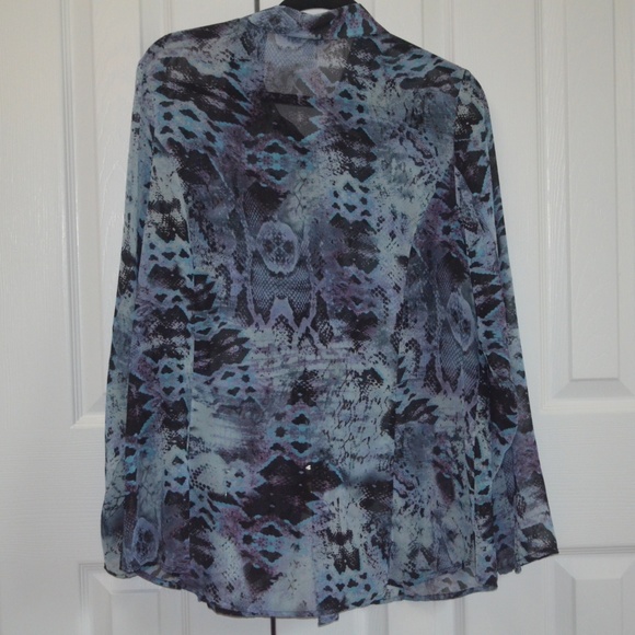 CAbi Style #609 Python Print Blouse - Picture 3 of 5